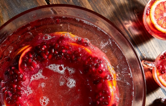 cranberry and citrus punch in bowl 