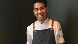thai restaurant chef smiling